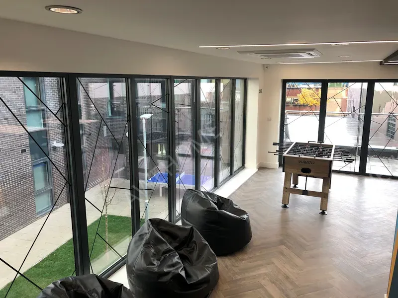 紐卡斯爾租房Newcastle Opto