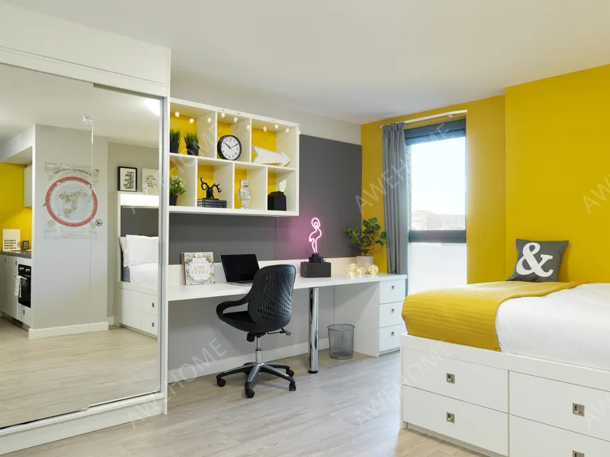 EdinburghCelebrities Rentals[Celebrities]Student Castle Edinburgh