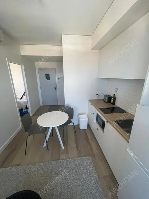 Adelaide RentalsScape Waymouth 