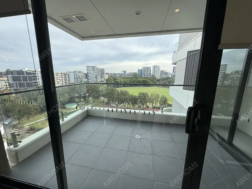 Sydney RentalsWolli Creek公寓生活气息 周边超市便利店 可选 非常适合居住