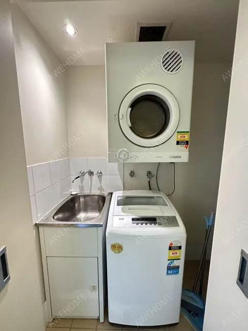 雪梨租房位於雪梨市中心的現代化公寓 1分鐘至Broadway購物中心 設施齊全 景觀極佳