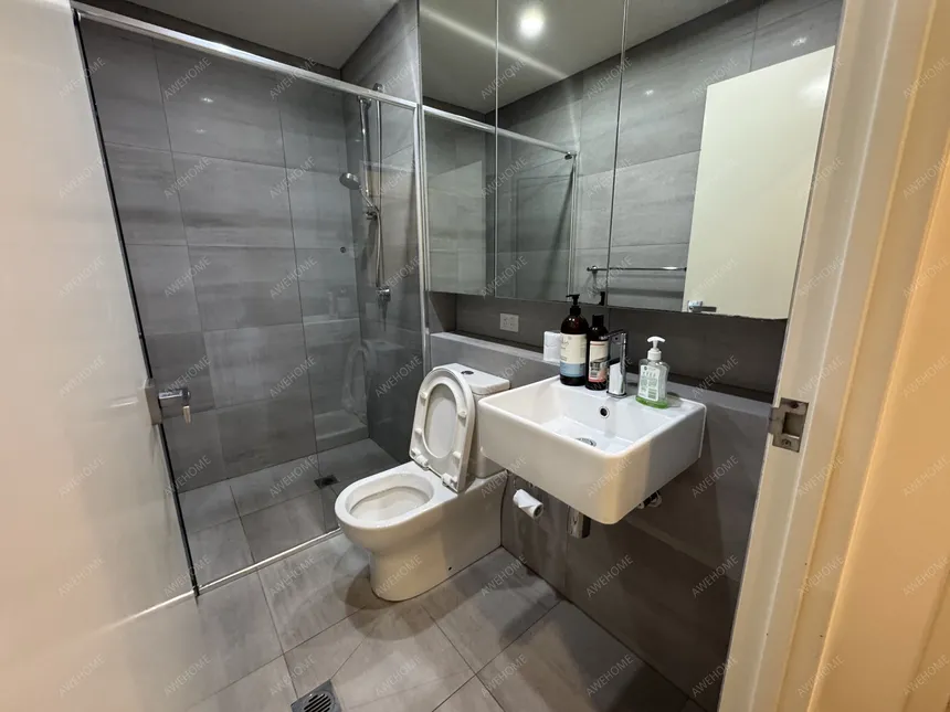 雪梨租房位於雪梨市中心的現代化公寓 1分鐘至Broadway購物中心 設施齊全 景觀極佳