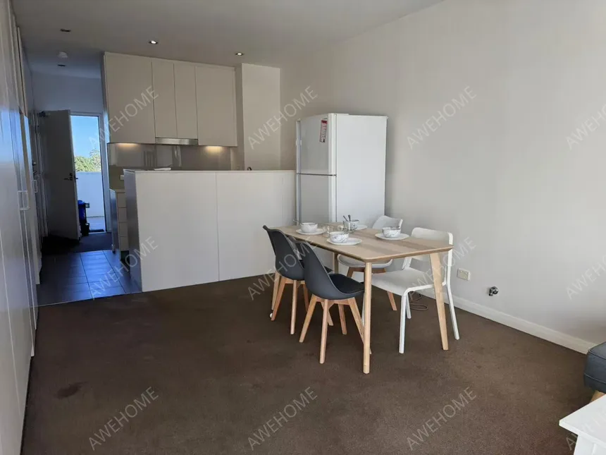 雪梨租房2 Crewe Place, Rosebery, NSW 2018