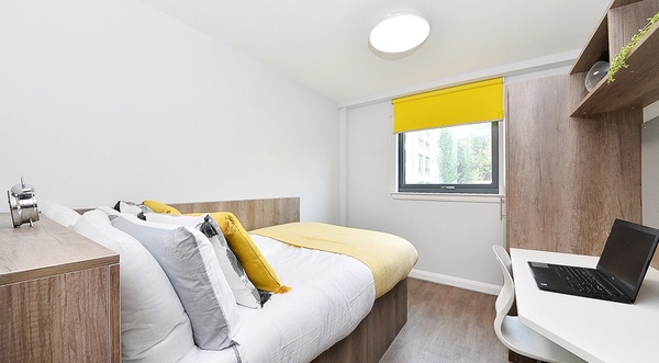 Advantages of en-suite rooms in St Andrews student housing,St Andrews student accommodation within budget