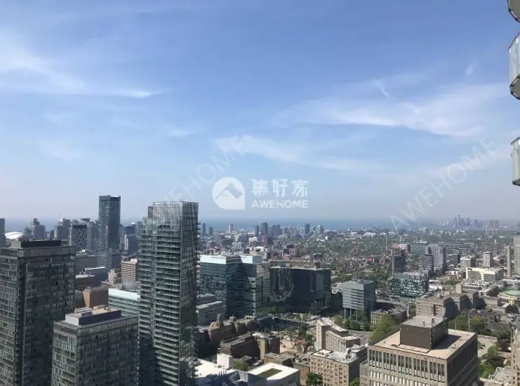 多伦多租房明亮的2B 2B近市中心 多大全新的豪华公寓