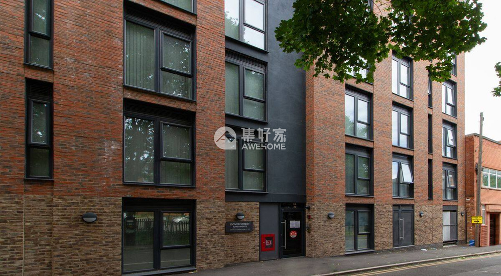 Dover Street Apartment