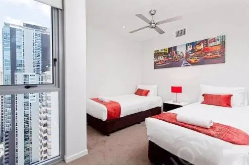 布里斯班租房Brisbane CBD市中心2房带家具带1车库公寓招租