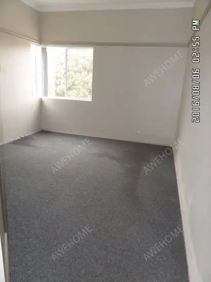 悉尼租房两房一卫带车位整租 重新换新地毯