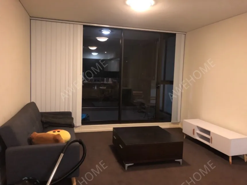 悉尼租房泰勒语言学校复式公寓主卧出租
