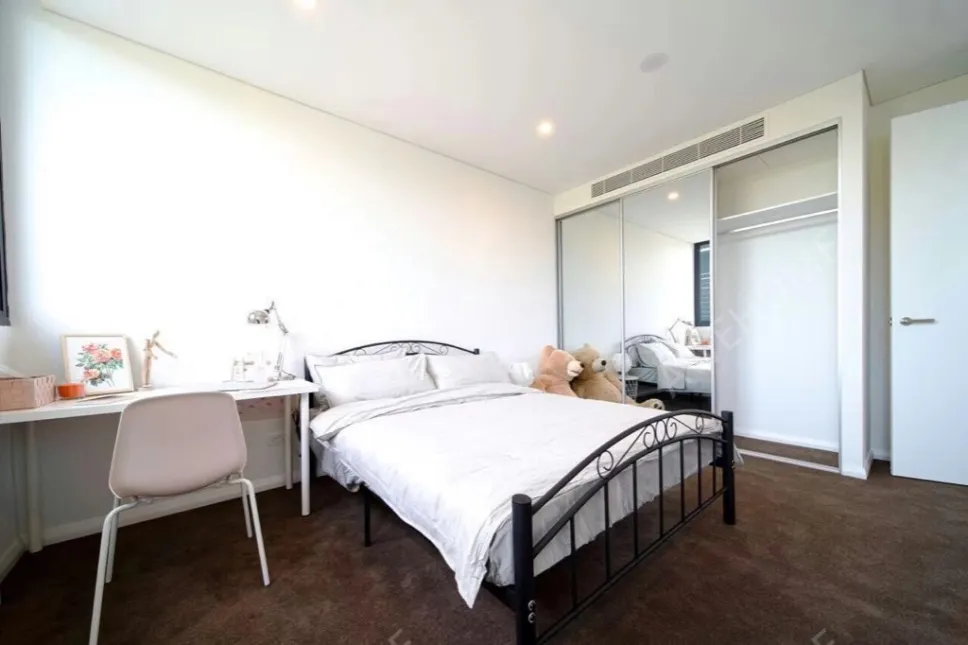 悉尼租房Wollicreek超新复式公寓两卧两卫可整租可单间租