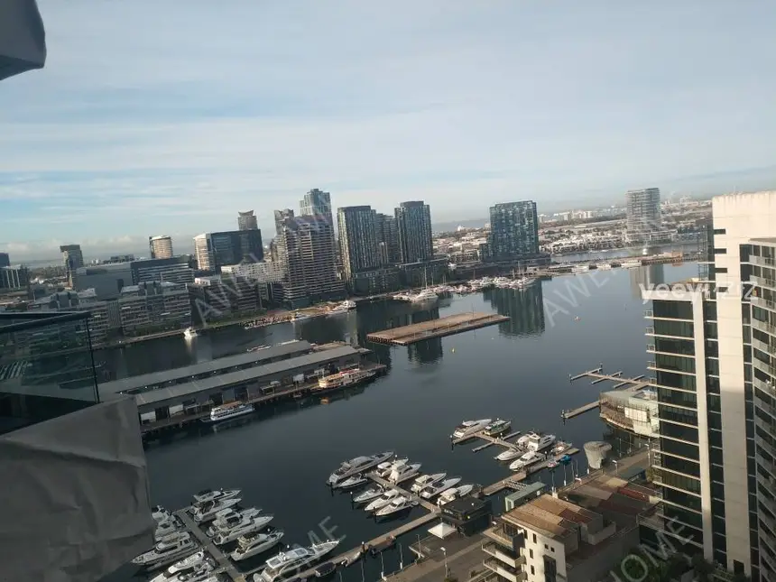 墨尔本租房Docklands 拎包入住6月到7月 海景房 副卧回国低价