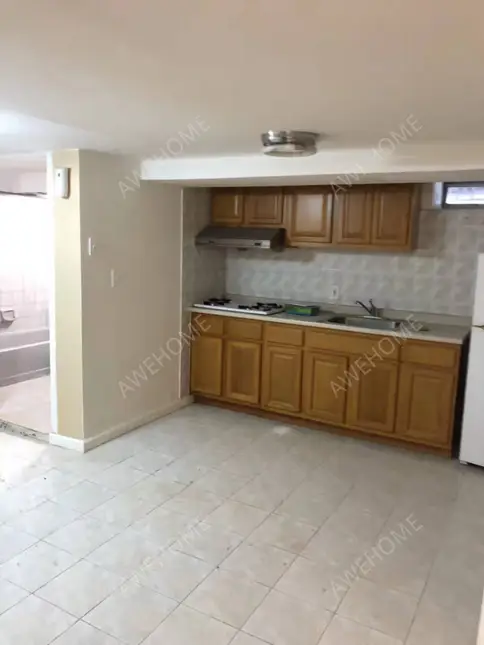 纽约租房布鲁克林1房1厅1卫1厨全新全独立出入