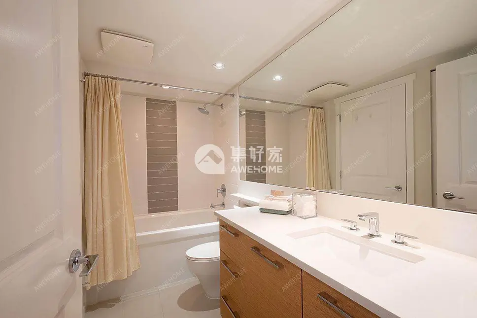 本拿比租房Metrotown one bedroom with den