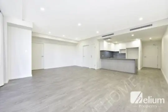 悉尼租房Wolli Creek 全新超大酒店式公寓三室三卫出租