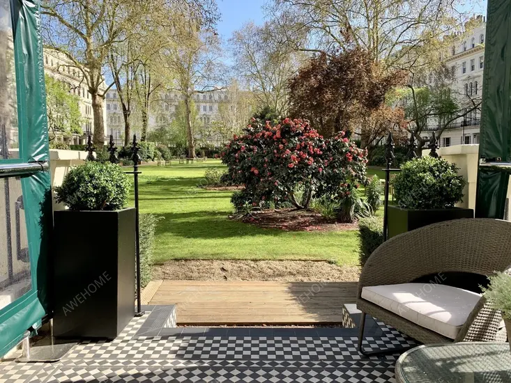 伦敦寄宿家庭租房[寄宿家庭]Kensington Gardens Square