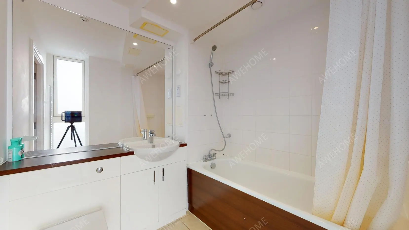 London RentalsLanacre Avenue