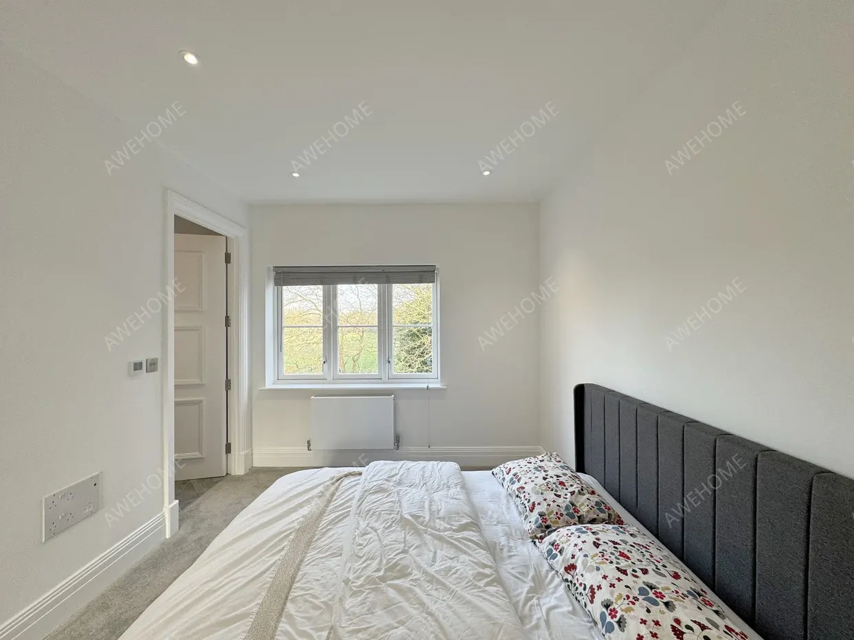 London RentalsWhistler Drive