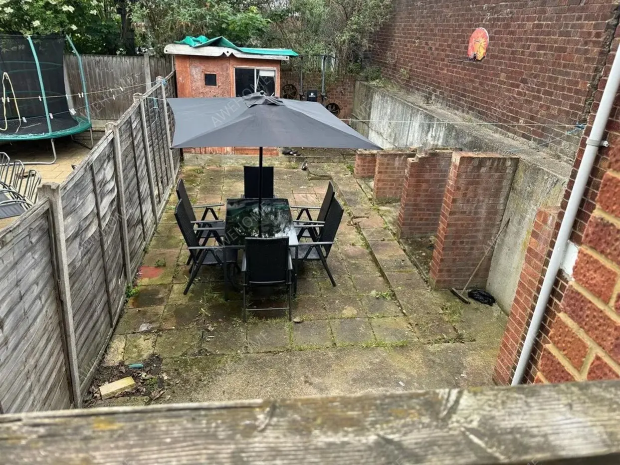 London RentalsLouise Road