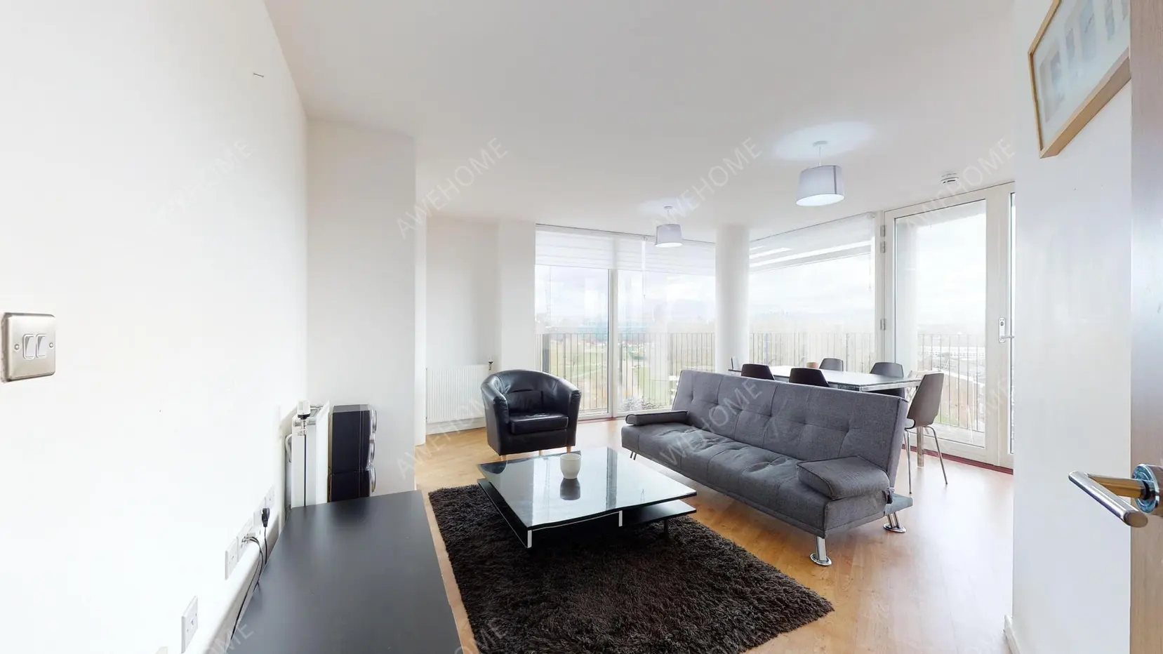 London RentalsLanacre Avenue