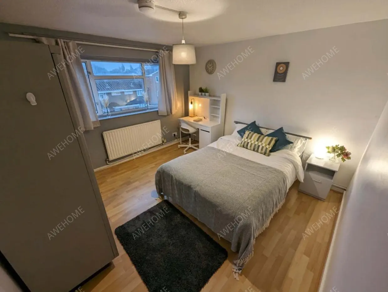 London RentalsBannister Close