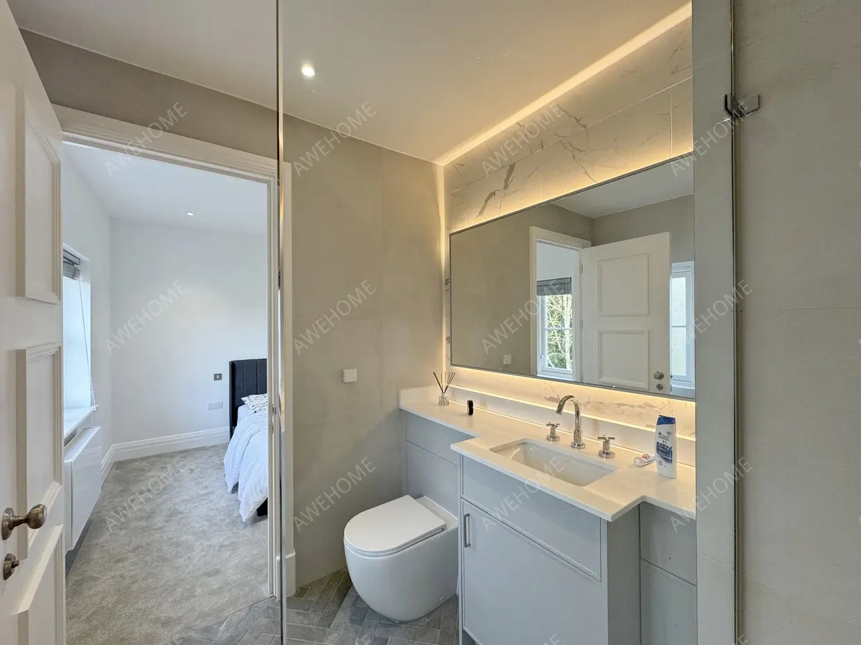 London RentalsWhistler Drive