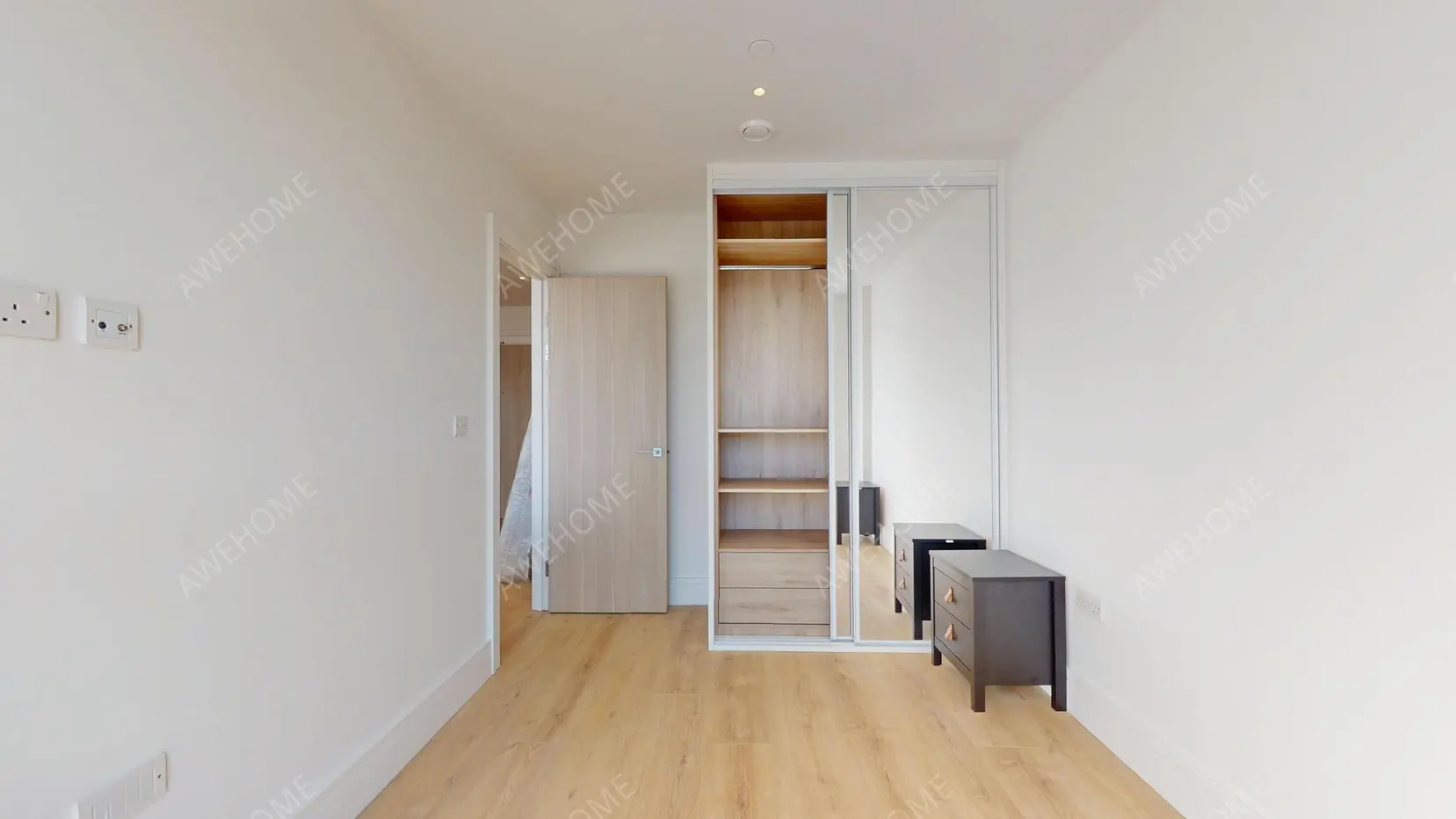 London RentalsBeverley Way