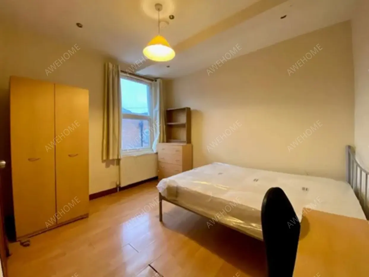 利茲租房Burley Road - 1st floor
