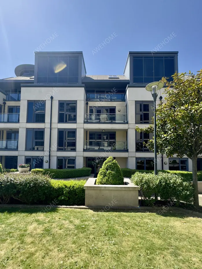 倫敦租房Lensbury Avenue