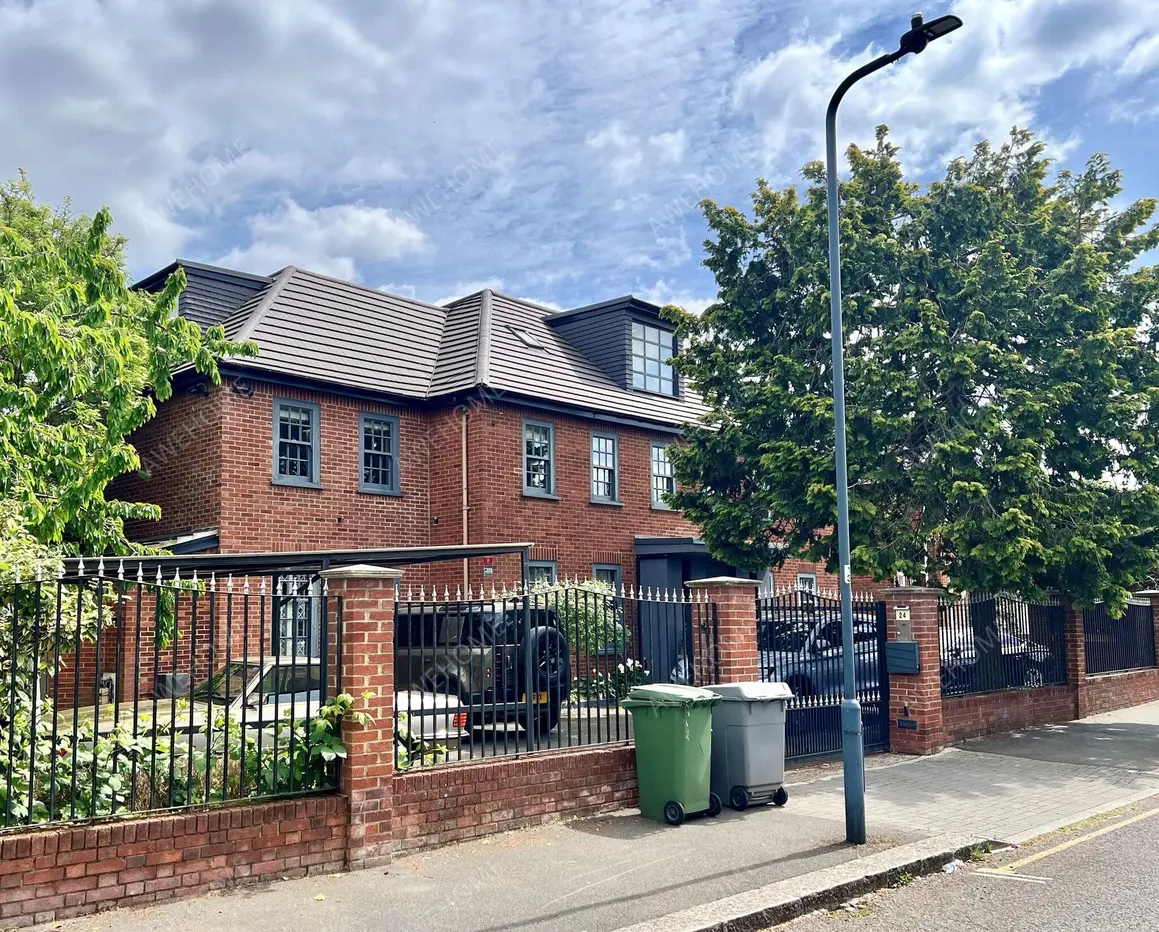 倫敦租房Manor House Drive