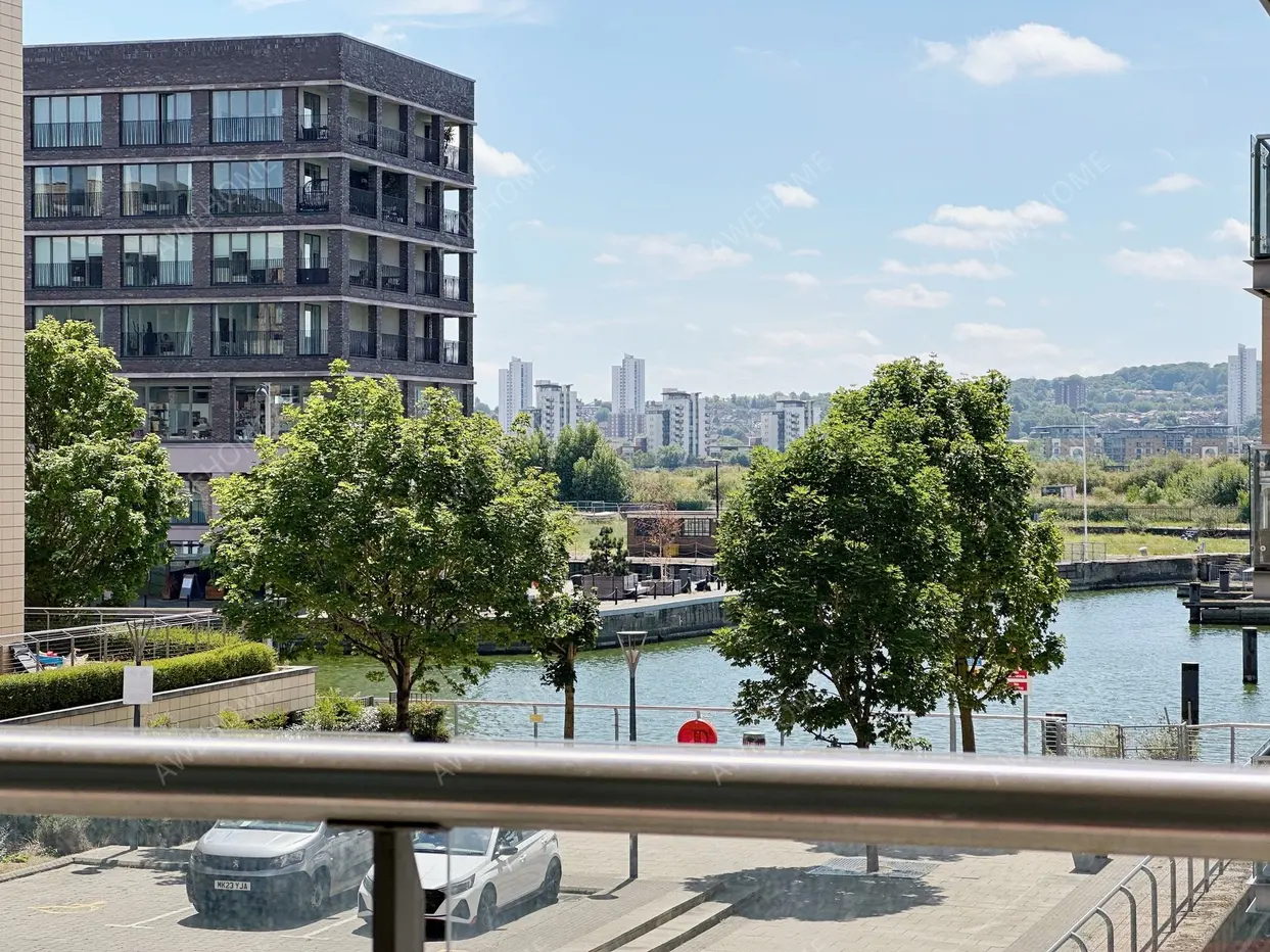 倫敦租房Albert Basin Way