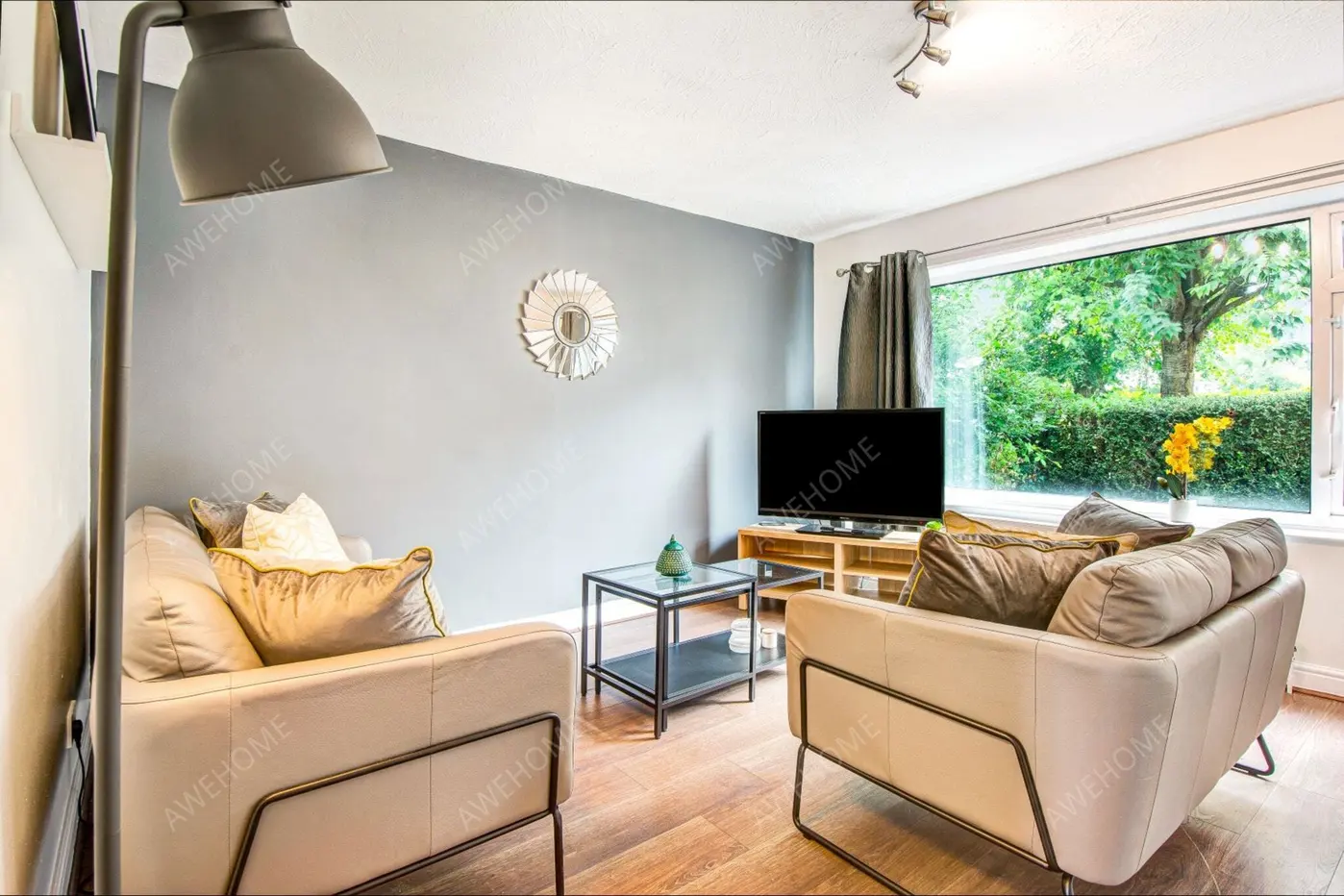 Leedsshort-term accommodation Rentals[short-term accommodation]Langdale Avenue