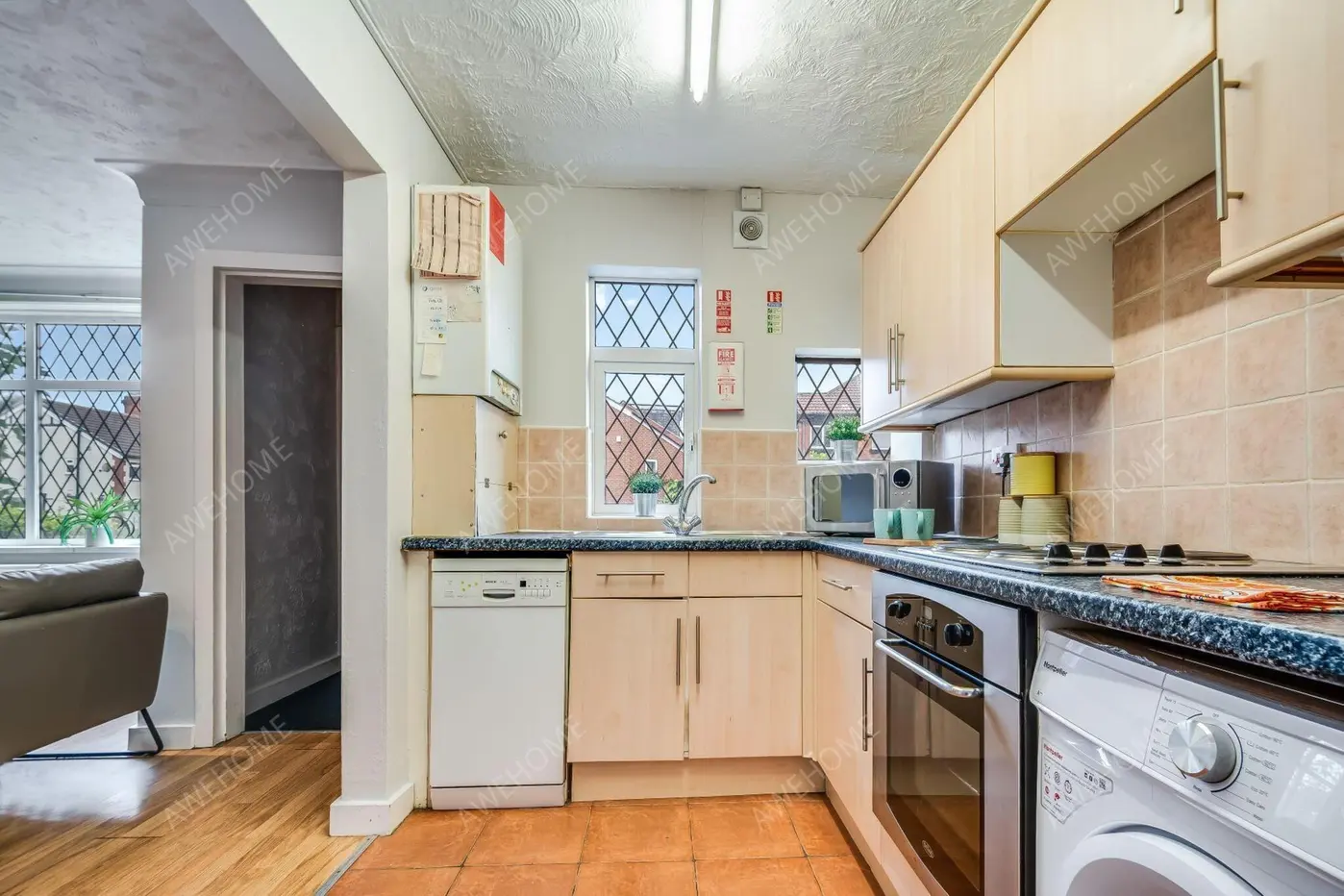 Leedsshort-term accommodation Rentals[short-term accommodation]Hessle Avenue