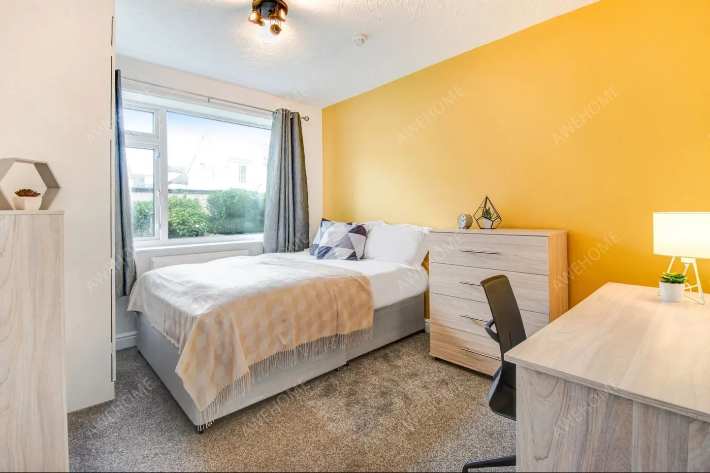 Leedsshort-term accommodation Rentals[short-term accommodation]Langdale Avenue