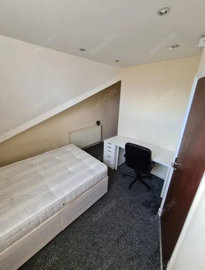 Leeds RentalsClarendon Road