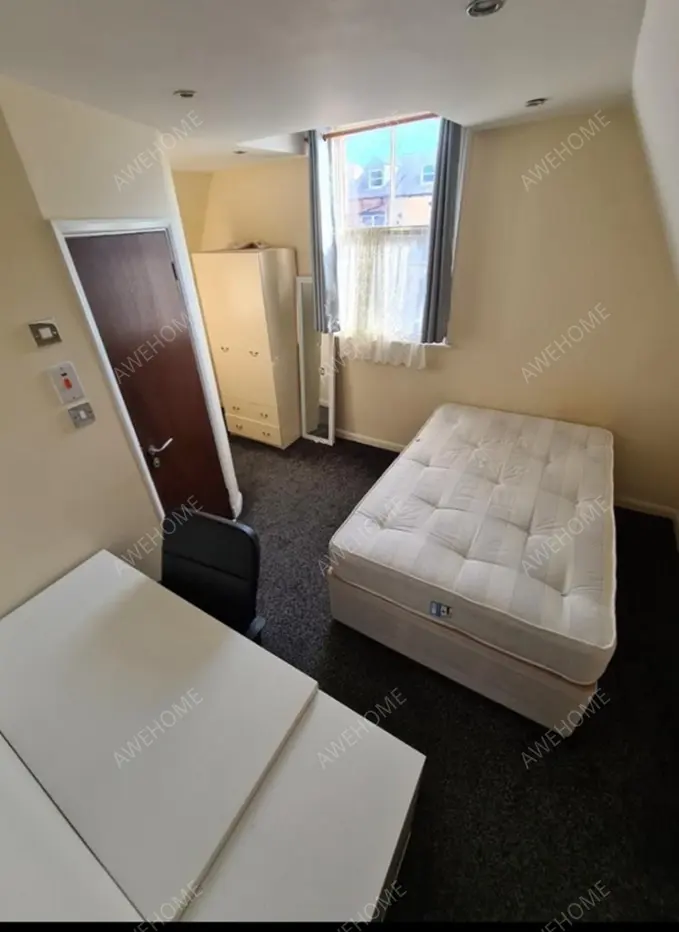 Leeds RentalsClarendon Road