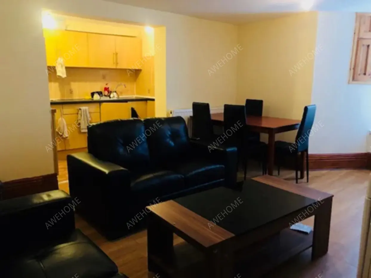 利茲租房Royal Park Avenue