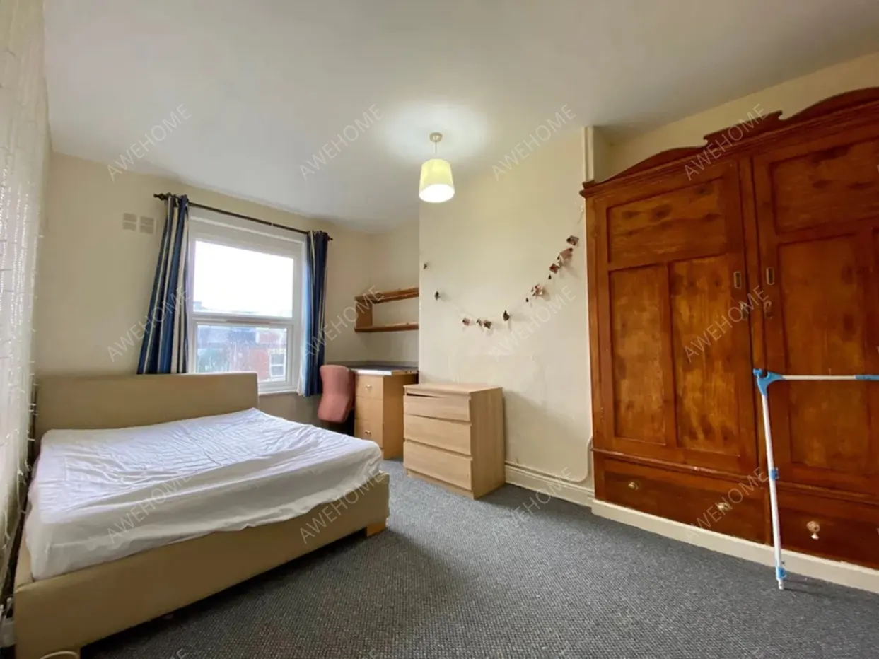 利茲租房Royal Park Avenue