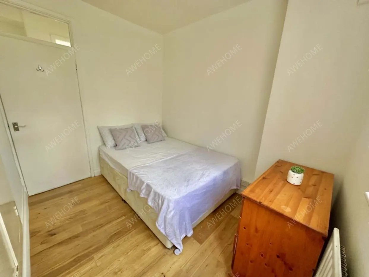 LondonSingle Apartment Rentals[Single Apartment]John Aird Court