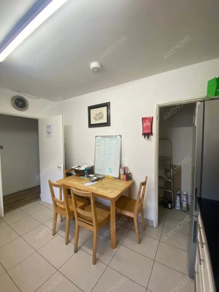 London RentalsWarwick Avenue