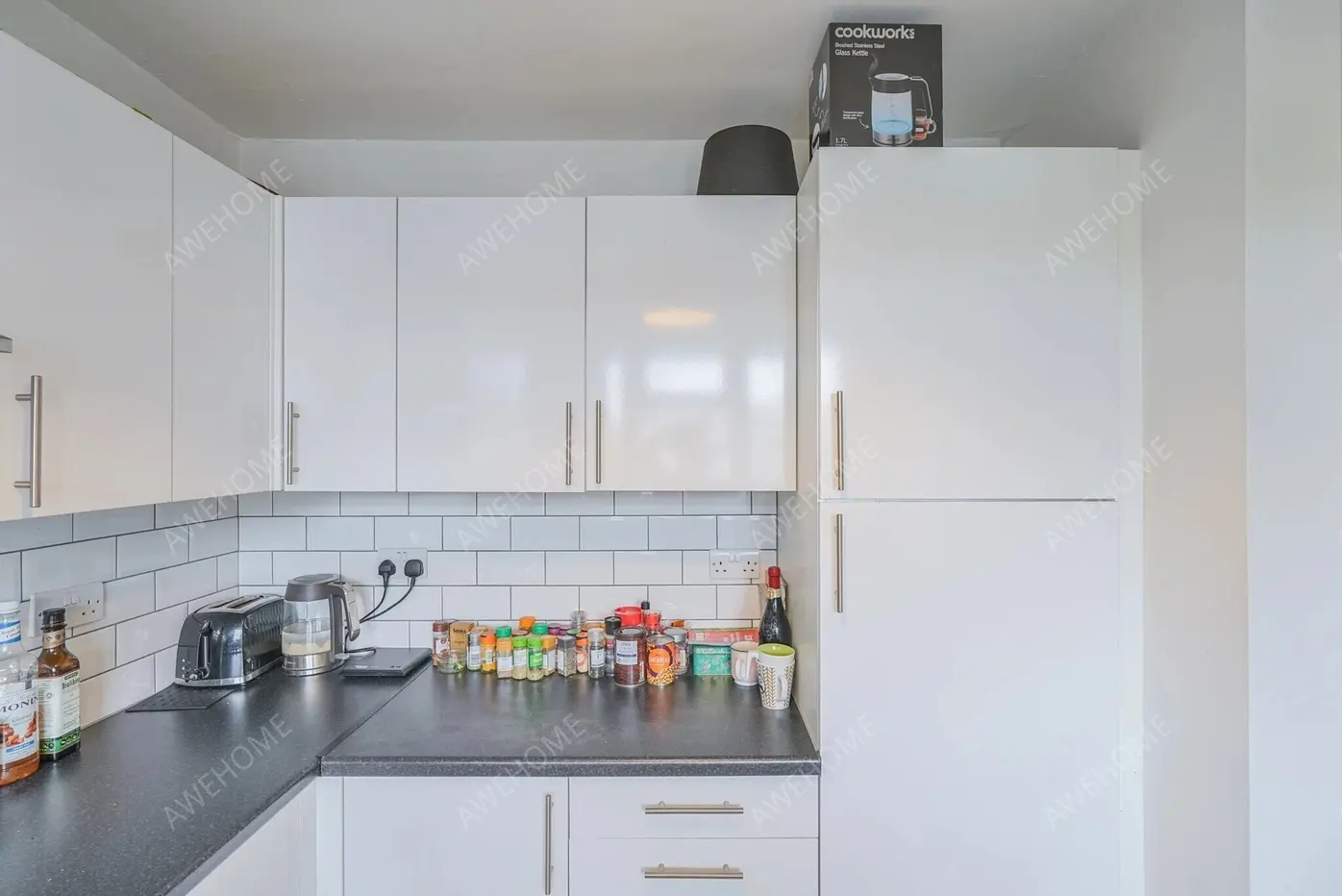 Londonshort-term accommodation Rentals[short-term accommodation]Wick Road