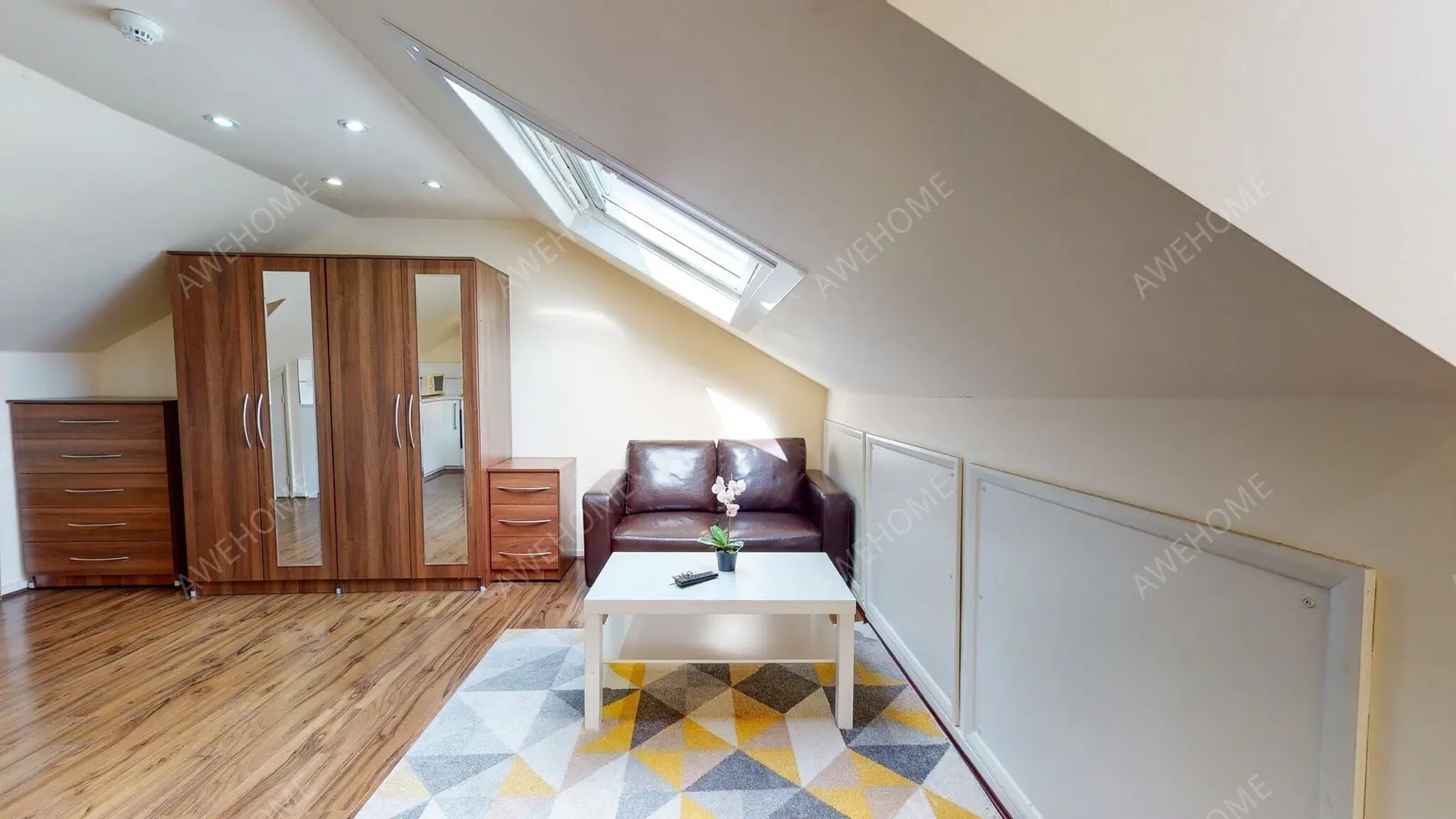 LondonSingle Apartment Rentals[Single Apartment]Balmoral Road