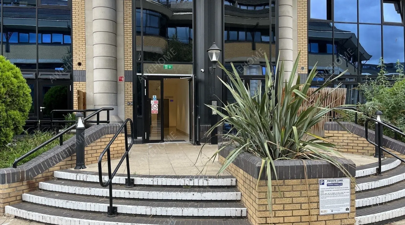 倫敦租房New Horizons Court