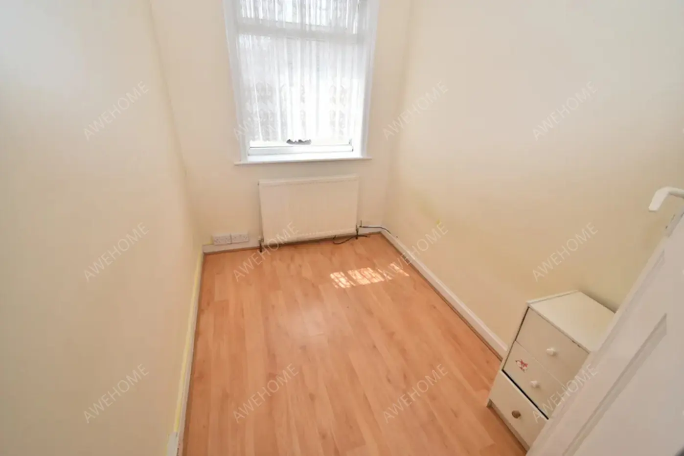LondonSingle Apartment Rentals[Single Apartment]Tintern Avenue