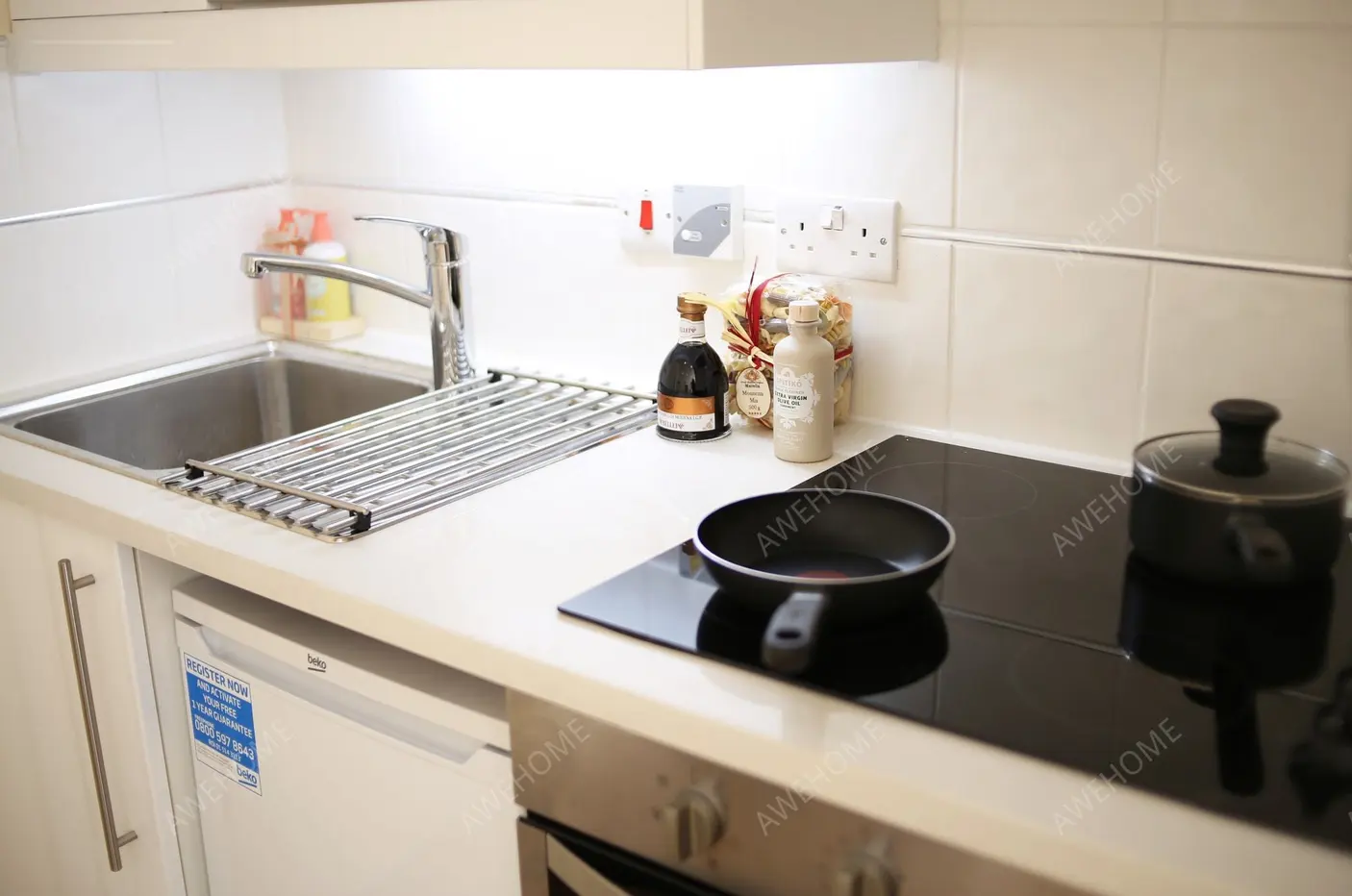 LondonSingle Apartment Rentals[Single Apartment]Anson Road