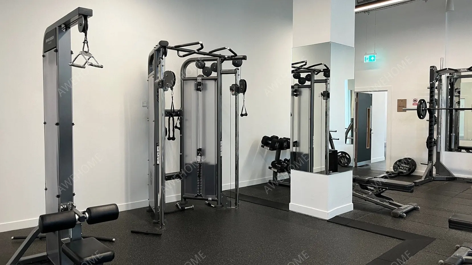 LondonSingle Apartment Rentals[Single Apartment]Crossharbour Plaza