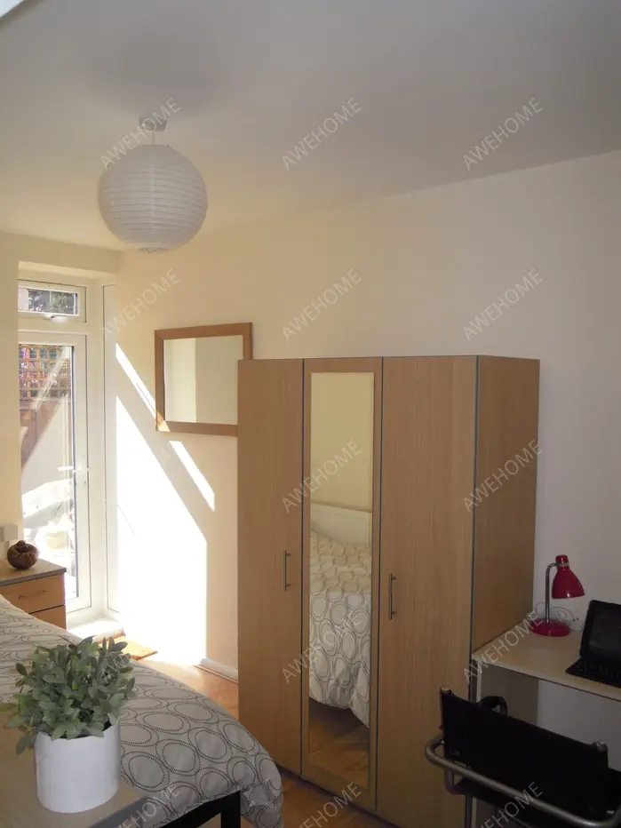 LondonWeekly Rental  Rentals[Weekly Rental ]Talwin Street