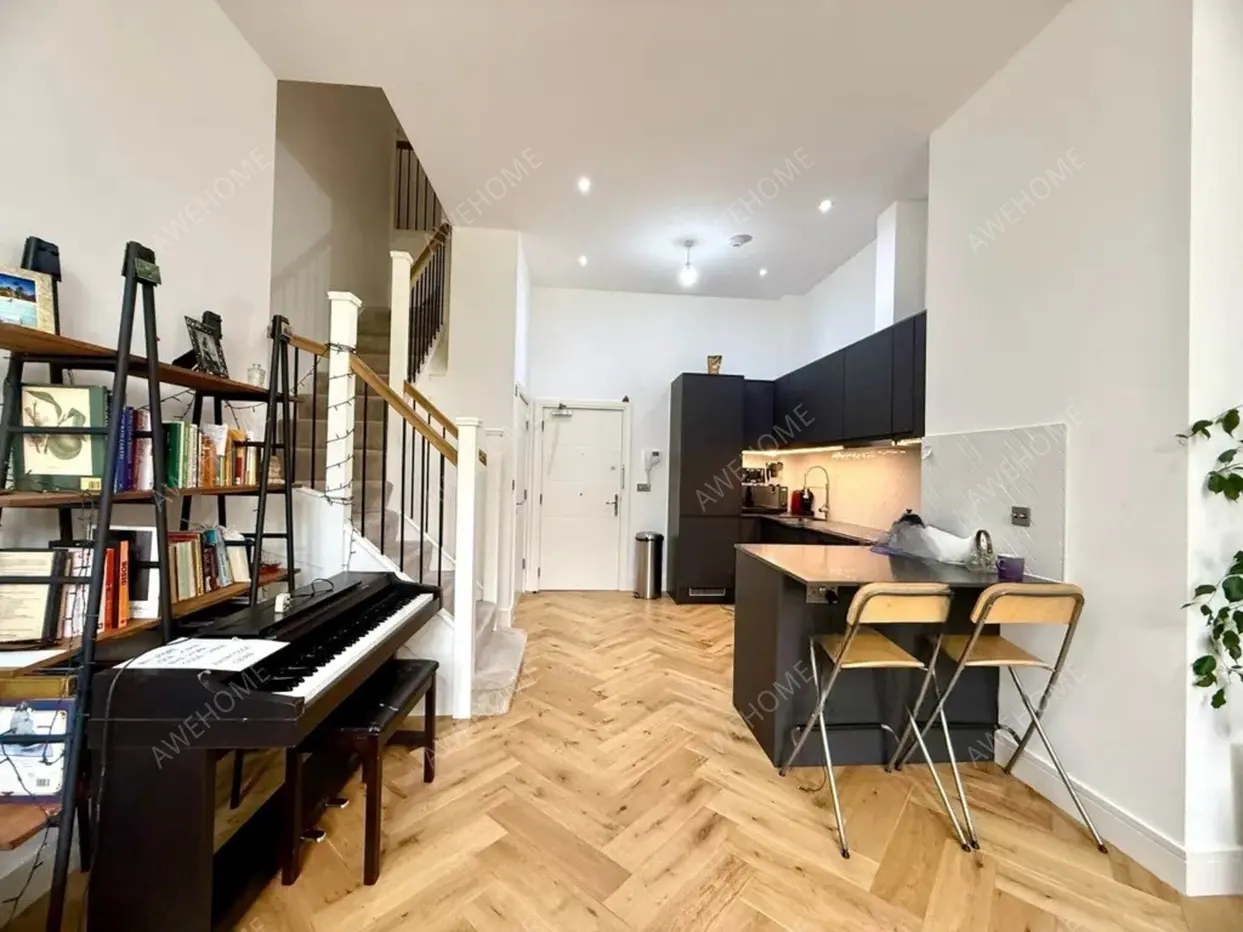 London RentalsArcadia Street