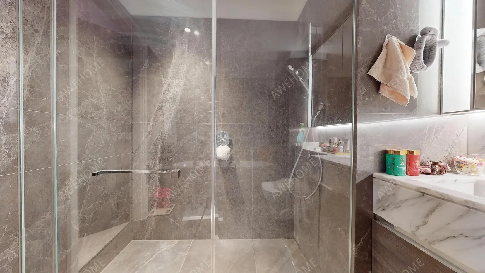 Londonshort-term accommodation Rentals[short-term accommodation]Carnation Way