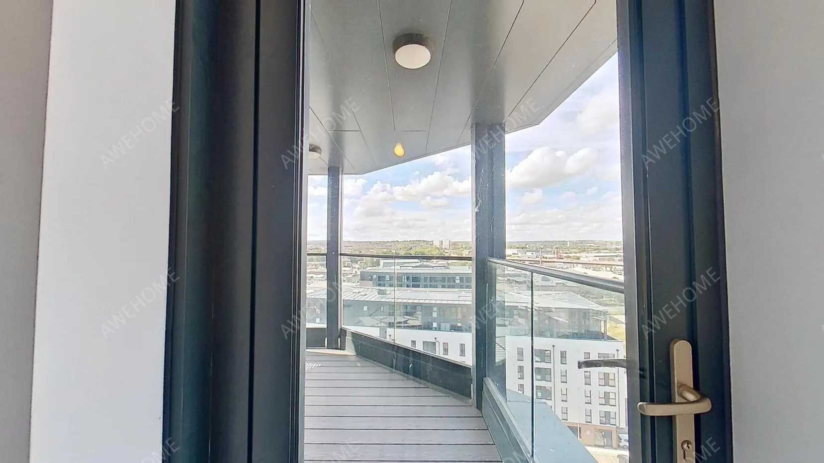 LeedsCelebrities Rentals[Celebrities]Goodman Street