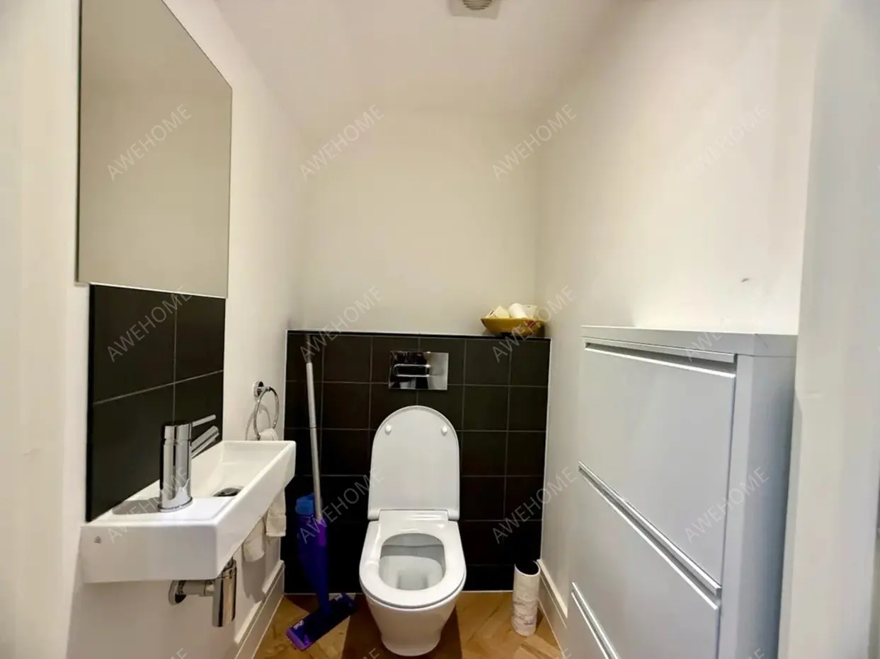 London RentalsArcadia Street